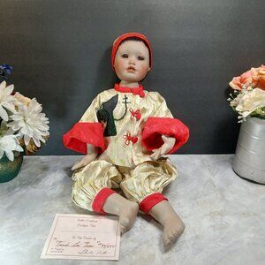 14" Porcelain Doll "Trink Lai Tuan" Vtg Yolanda Bello Creations w/COA #99 / 250
